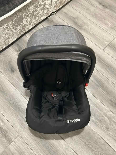 Photo of free car sit for 0-6 months baby (Salford M6) #2