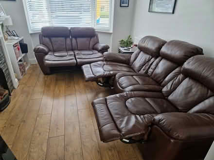 Photo of free brown leather recliner sofa (Ct11 8be) #1