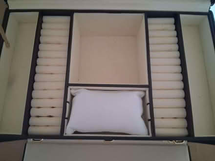 Photo of free Large jewellery box (Gleneagles area, Wboro NN8) #2