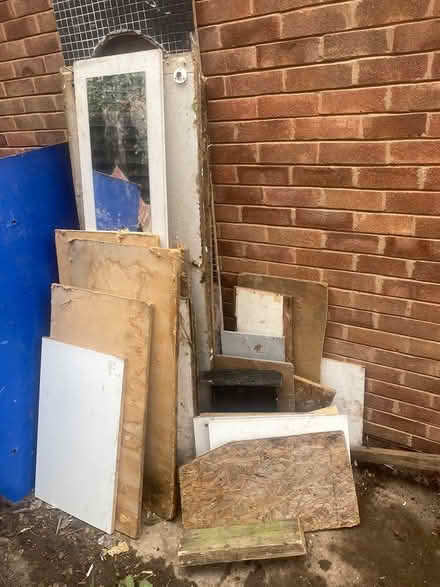 Photo of free Scrap wood (LE2 glen parva) #1