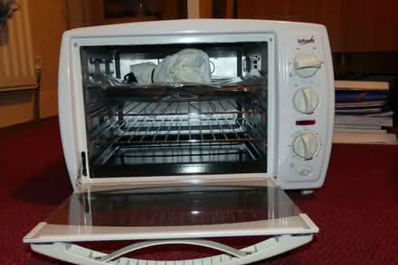 Photo of free Small oven (Downley HP13) #1