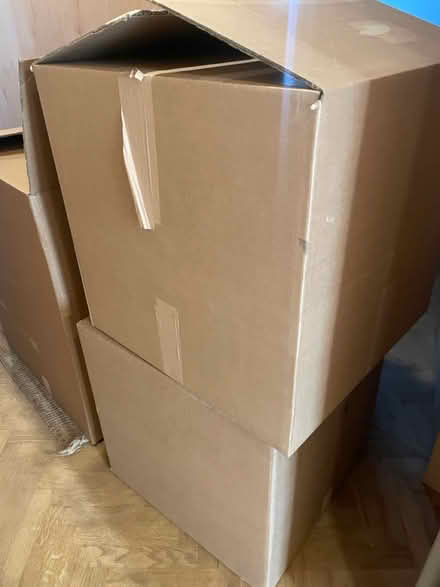 Photo of free 3 large boxes (NW7 1JS) #1