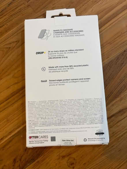 Photo of free OtterBox Symmetry iPhone Case (Clarendon) #2