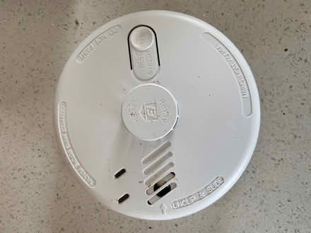 Photo of free 9V Battery Smoke(5x) and Heat Alarms(2x) (Forest Green GL6) #1