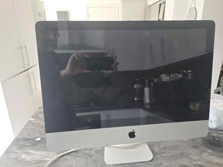 Photo of free apple imac desk top (UB1 southall) #1