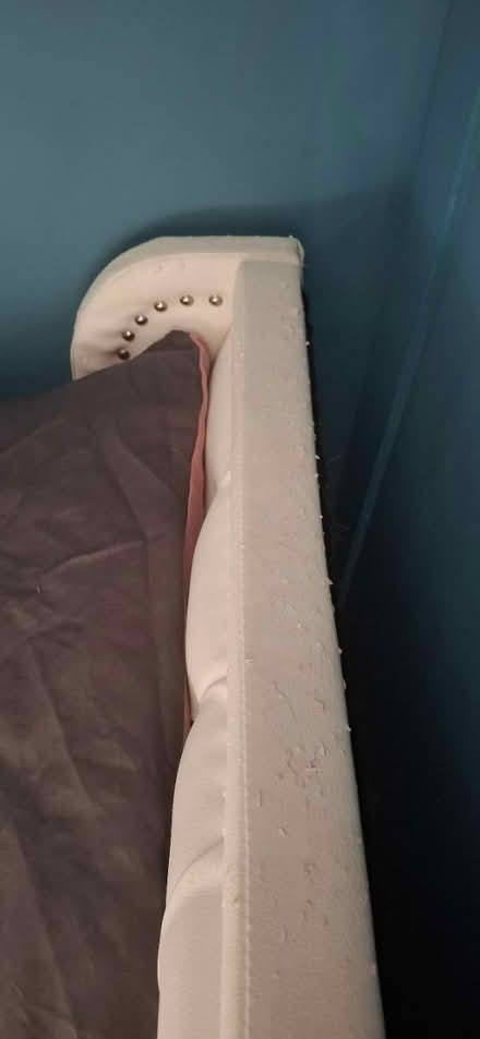 Photo of free Double bed (New malden KT3) #2