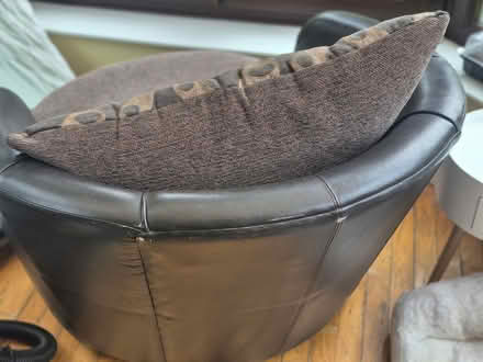 Photo of free 360 spinning love chair (Chineham RG24) #2