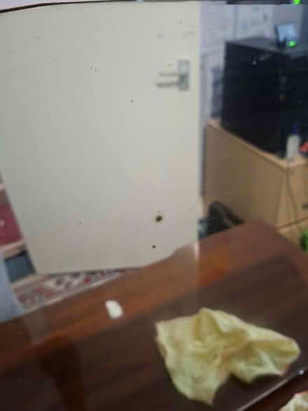 Photo of free Dressing table giving away (Wandsworth, SW8) #2