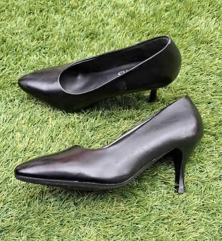 Photo of free Womens size 4 black shoes (Boughton Monchelsea ME17) #3