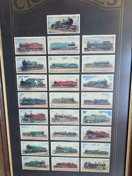 Photo of free 2 collections of cigarette cards (Old Basing RG24) #3