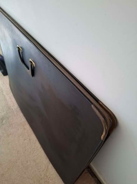 Photo of free art folder Large (Allington NG32) #3