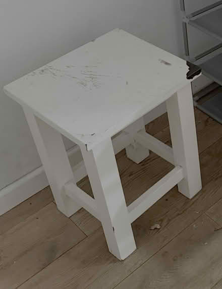 Photo of free White dandelion table and stool (E14 Bow Common nr Poplar) #1