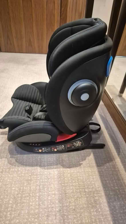 Photo of free Car seat (Kew Bridge Road) #4