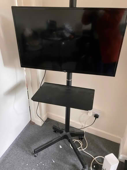 Photo of free TCL 32 Inch TV with Stand (Sandyford, Dublin 18) #2