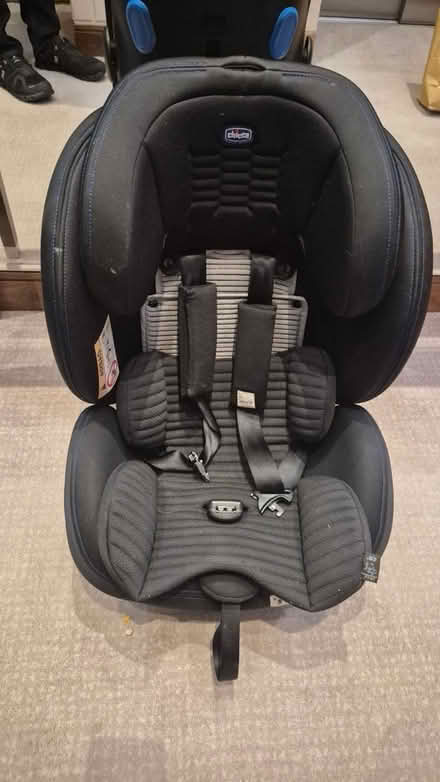 Photo of free Car seat (Kew Bridge Road) #3