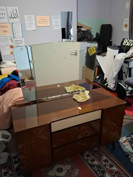 Photo of free Dressing table giving away (Wandsworth, SW8) #3