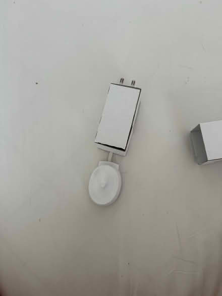 Photo of free Charger for el. toothbrush oral b (Cb1 3ds) #1