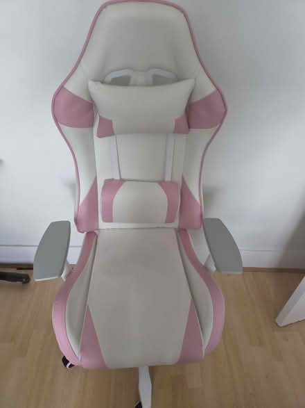 Photo of free Gaming chair (BR6) #2
