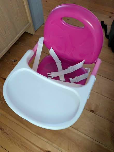 Photo of free Chicco Pocket Snack baby chair (Uckfield TN22) #1