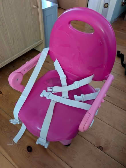 Photo of free Chicco Pocket Snack baby chair (Uckfield TN22) #2