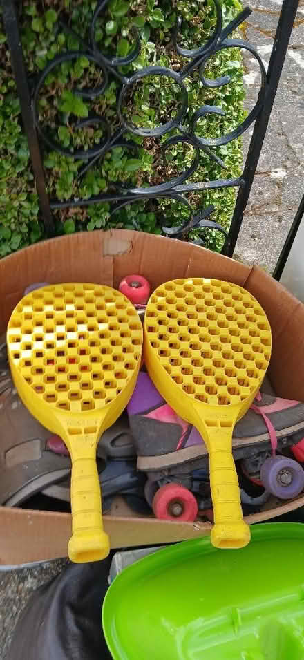 Photo of free Swing ball set with rackets (Perivale UB6) #1
