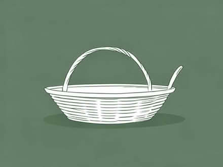 Photo of Wicker Hamper/Basket (Wentnor SY9) #1