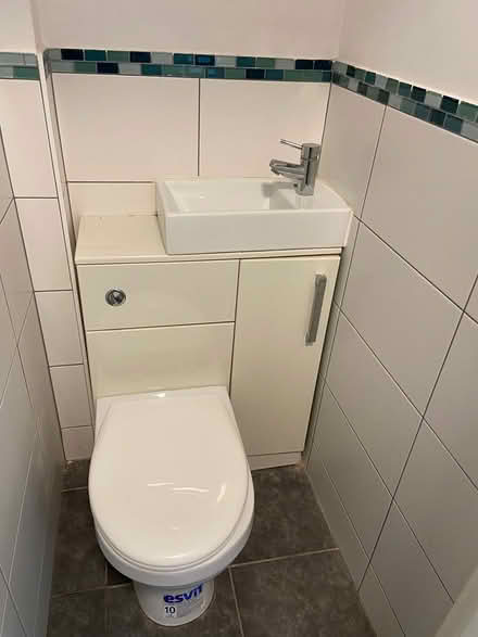 Photo of free Loo and sink (W12) #2