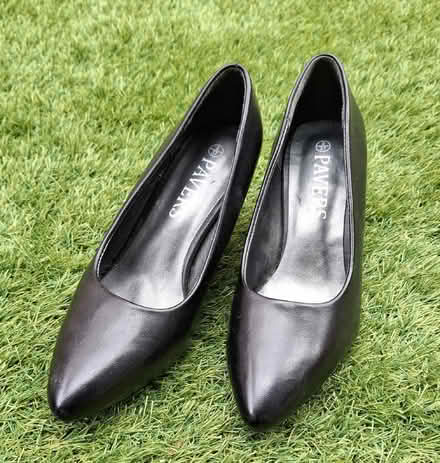 Photo of free Womens size 4 black shoes (Boughton Monchelsea ME17) #2
