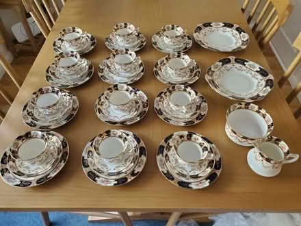 Photo of free Vintage 1920's twelve piece tea set (Shenfield CM15) #1