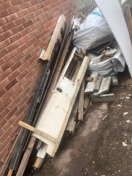 Photo of free Scrap wood (LE2 glen parva) #2
