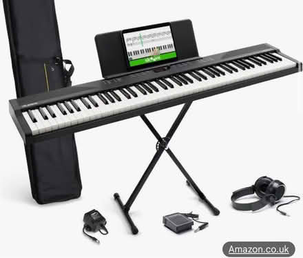 Photo of Piano keyboard (N13) #1