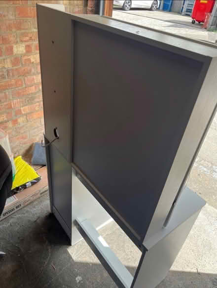 Photo of free Dressing Table (Upton E13) #4