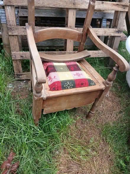 Photo of free Kitchen, dining, hall, chairs (Tile Hill CV4) #3
