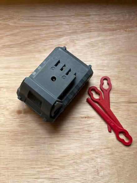 Photo of free Sovereign strimmer - Spare battery (Stroud, GL5) #2