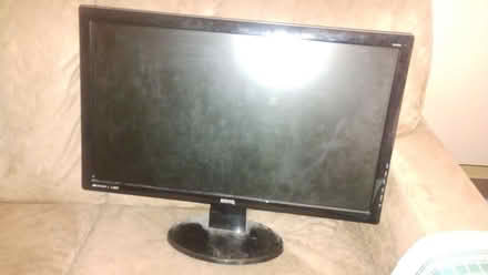 Photo of free Broken Monitor (Tolworth KT19) #1