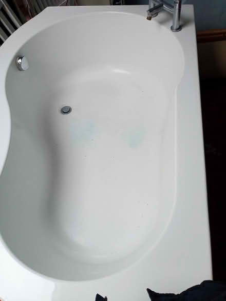 Photo of free 1.5m bath (PR2 Preston) #1