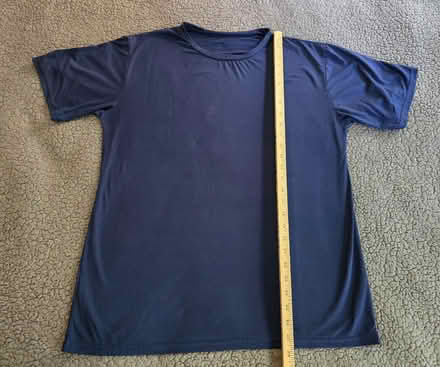Photo of free Unbranded Large Blue T-shirt (West 7th) #3