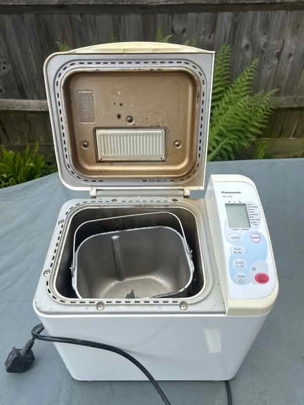Photo of free Panasonic Breadmaker SD 253 (Petts Wood BR5) #2