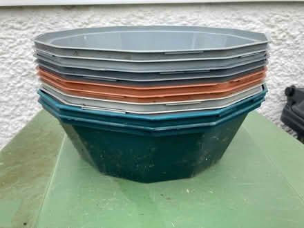 Photo of free Plant Container baskets x 10 + 24 approx square pots as pic (Bexhill TN39) #1