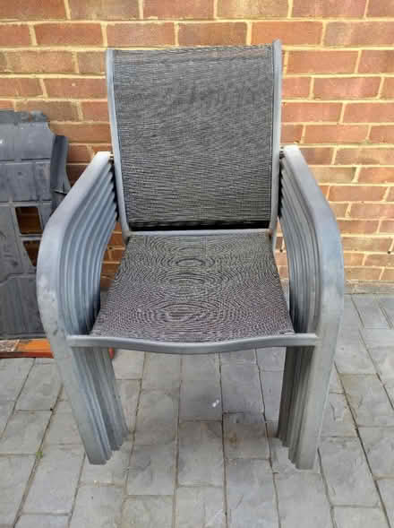 Photo of free Outdoor table 8 Chairs (Lower Earley RG6) #4
