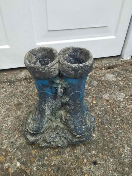Photo of free Garden pot (Crystal Palace) #1
