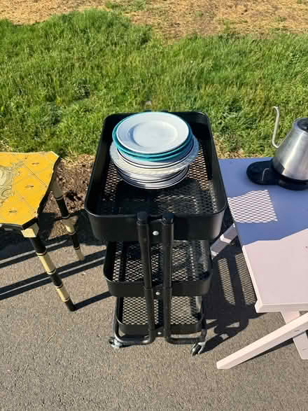 Photo of free small tables and housewares (Branford Point) #2