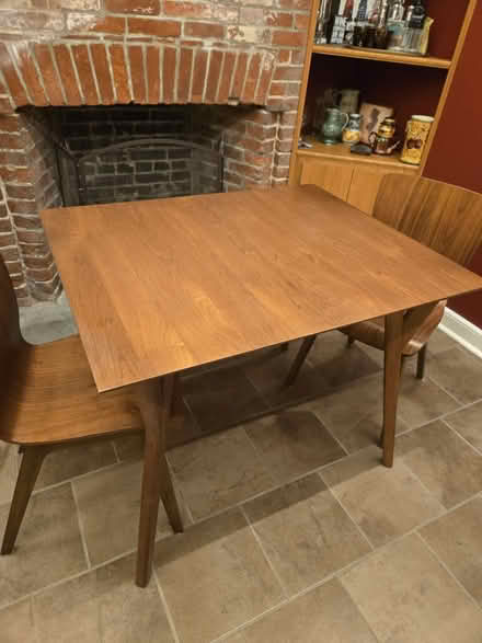 Photo of free Wood table and 2 chairs (Queen Village Philadelphia) #1