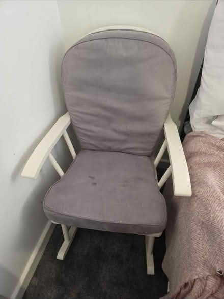 Photo of free Rocking chair (En7) #3