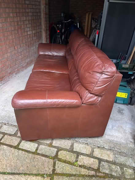 Photo of free 2 & 3 Seater Sofas & footstool (Deerwood Close SK10) #4