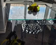 Photo of free Glass Dinning table (Barnes SW13) #1