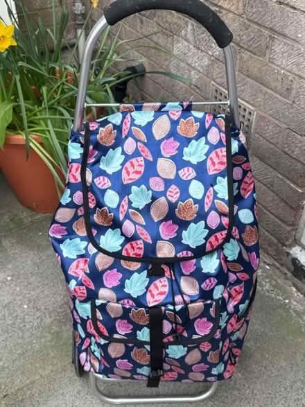 Photo of free 6:wheel trolley (Stretford M32) #1
