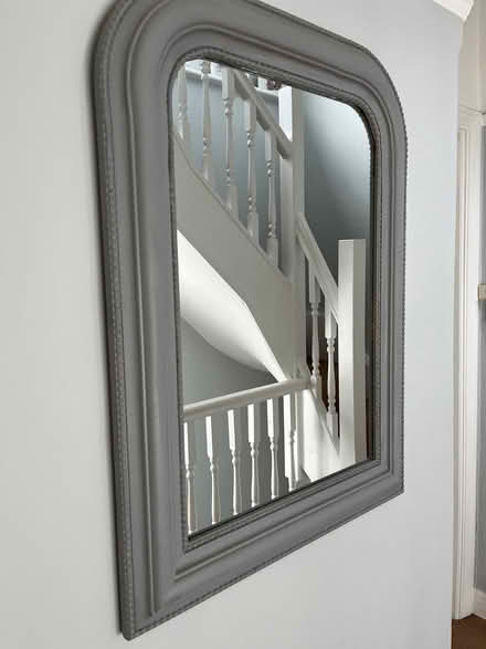 Photo of free Mirror (Beckenham BR3 3NL) #1