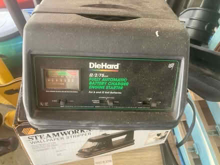 Photo of free Car Battery Charger (Annandale outside Beltwy) #1