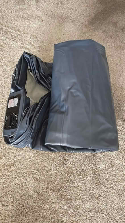 Photo of free Single High-Rise Airbed with Built-in Pump - Air Leak / For (Aston S26) #4